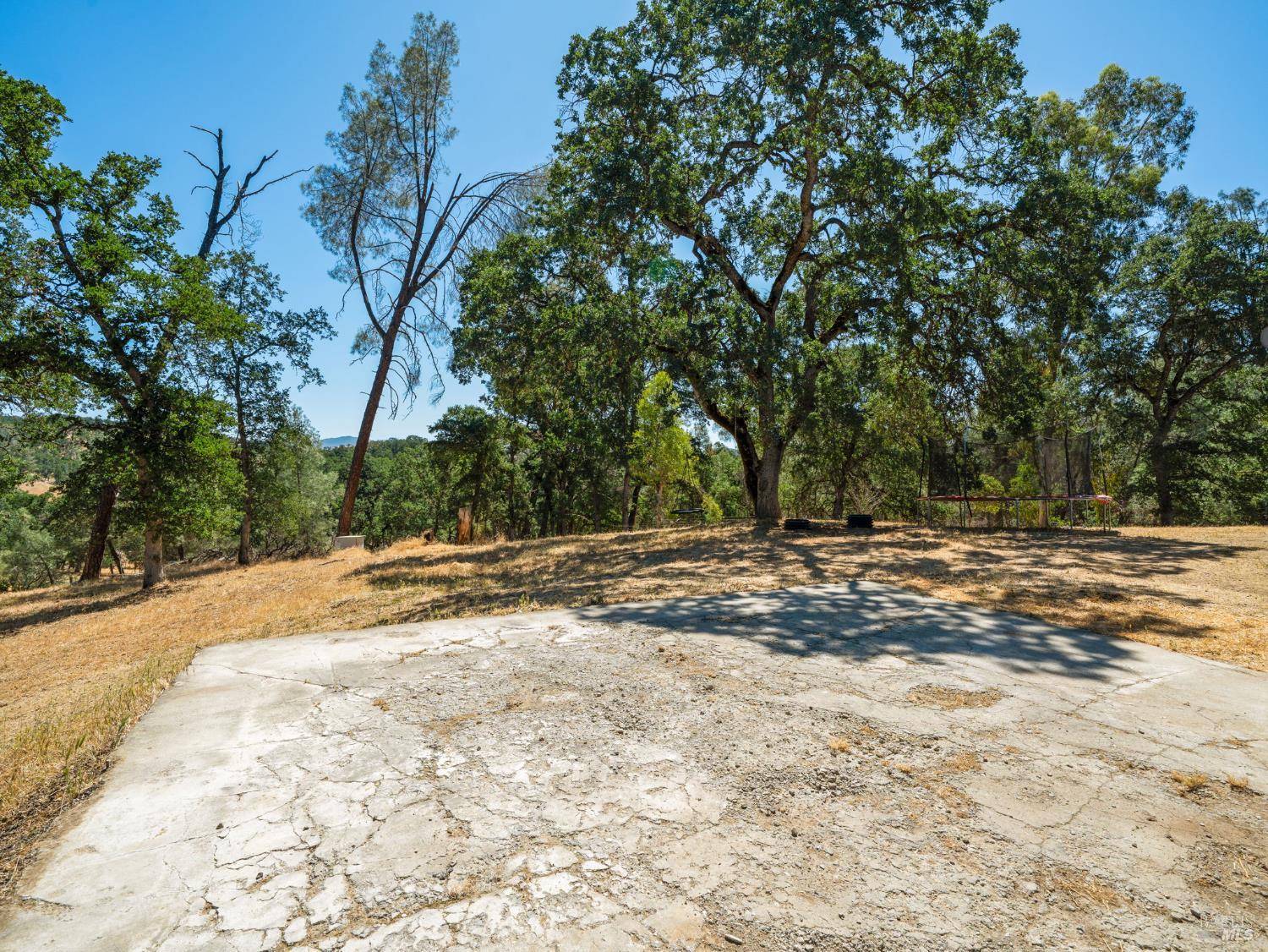 Detail Gallery Image 41 of 64 For 15400 May Hollow Rd, Lower Lake,  CA 95457 - 3 Beds | 2 Baths