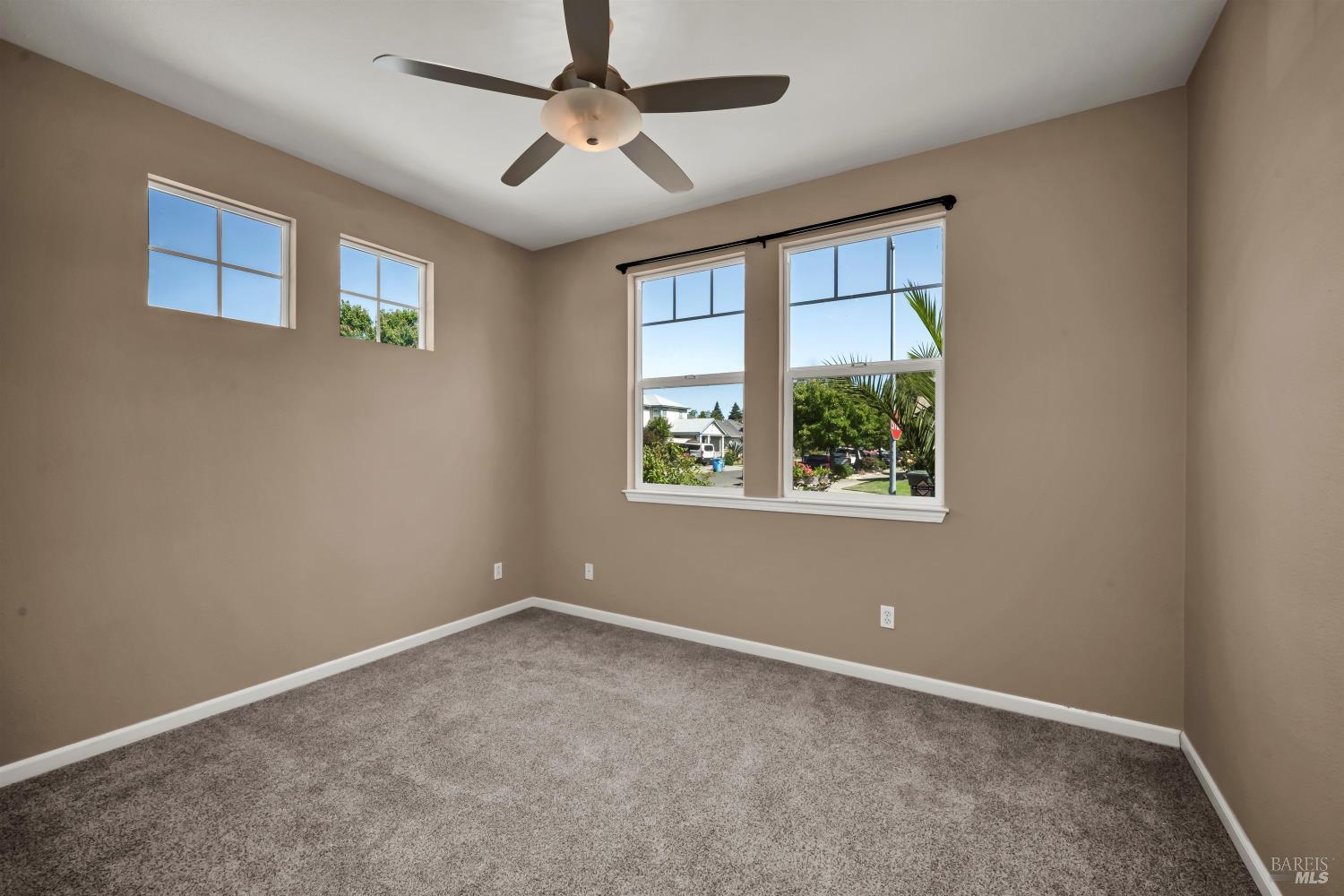 Detail Gallery Image 19 of 24 For 2782 Cumberland St, Santa Rosa,  CA 95407 - 3 Beds | 2 Baths