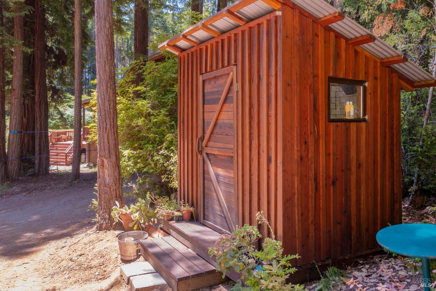 Detail Gallery Image 30 of 43 For 28581 Navarro Ridge Rd, Albion,  CA 95410 - 3 Beds | 2 Baths