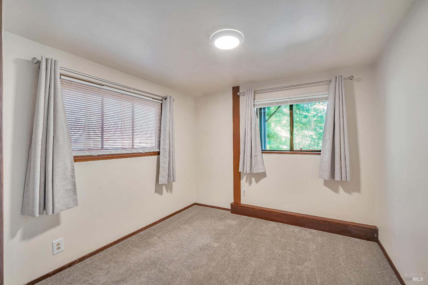 Detail Gallery Image 24 of 34 For 19375 Pine Glade Unkn, Guerneville,  CA 95446 - 2 Beds | 2 Baths