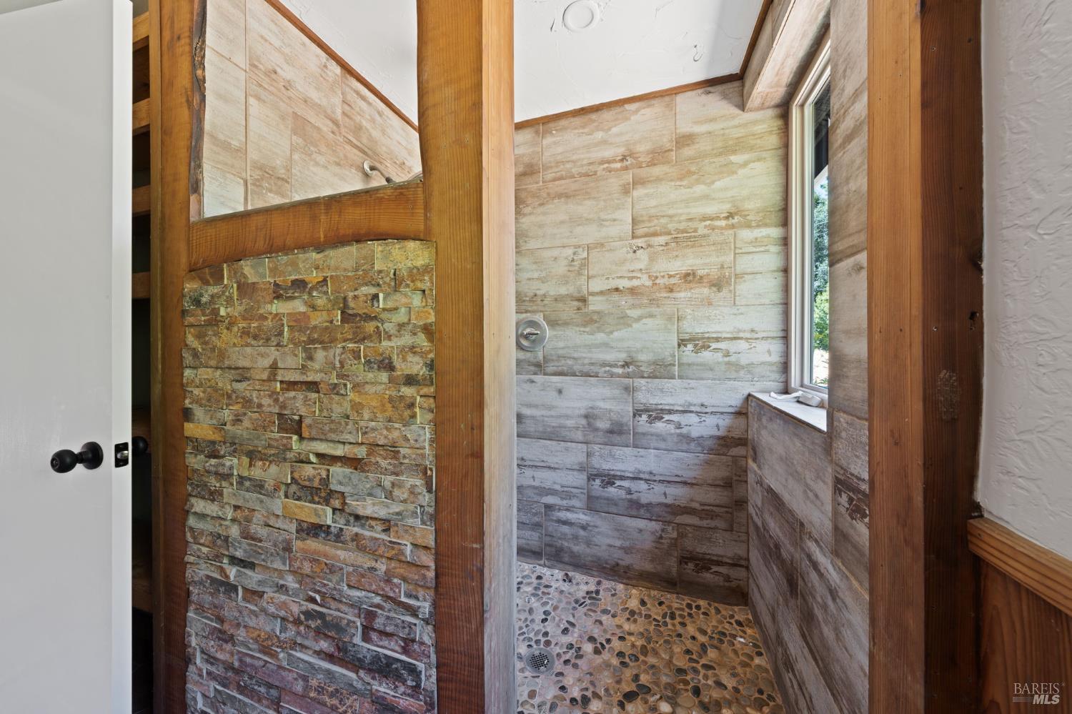 Detail Gallery Image 29 of 66 For 7950 Flynn Creek Rd, Comptche,  CA 95427 - 5 Beds | 3 Baths