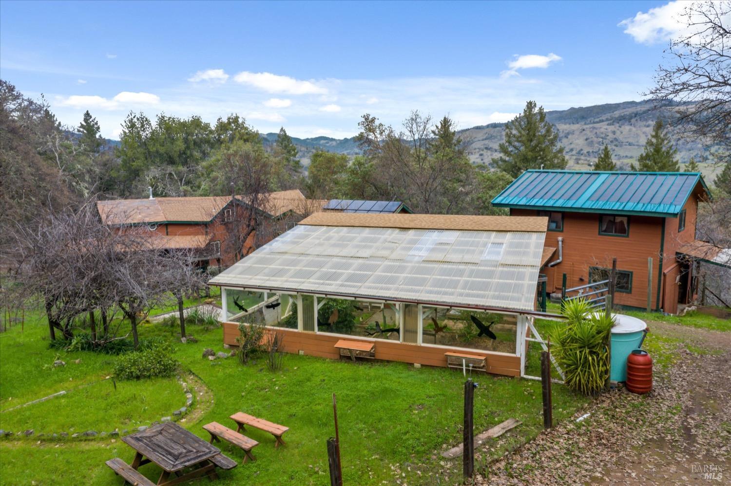 Detail Gallery Image 41 of 57 For 3100 Radical Ridge Rd, Redwood Valley,  CA 95470 - 4 Beds | 1/3 Baths