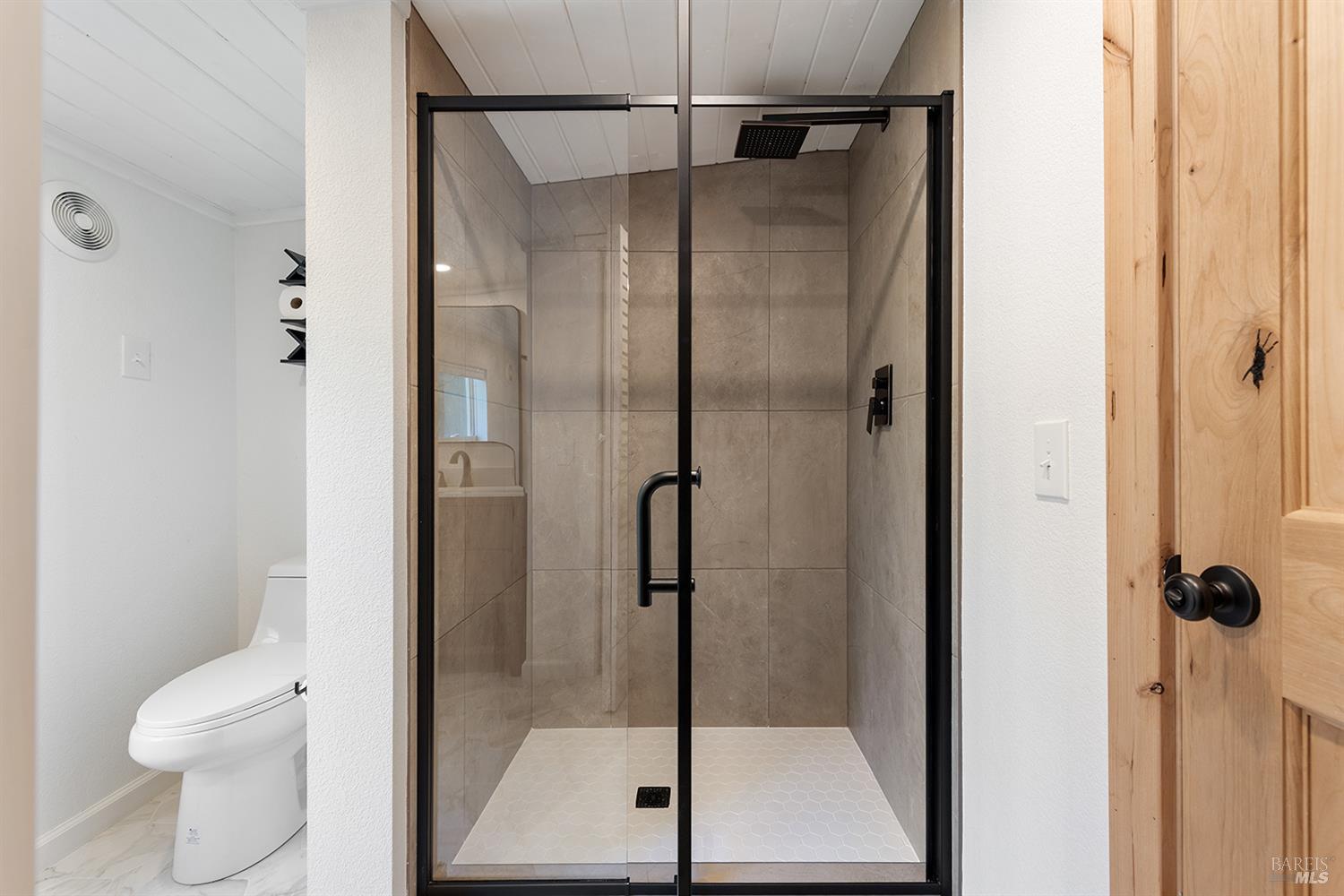 Detail Gallery Image 17 of 36 For 18135 Hwy 116 Unkn, Guerneville,  CA 95446 - 2 Beds | 1 Baths