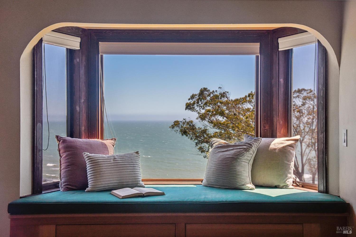 Detail Gallery Image 53 of 93 For 272 Ocean Pkwy, Bolinas,  CA 94924 - 3 Beds | 2 Baths