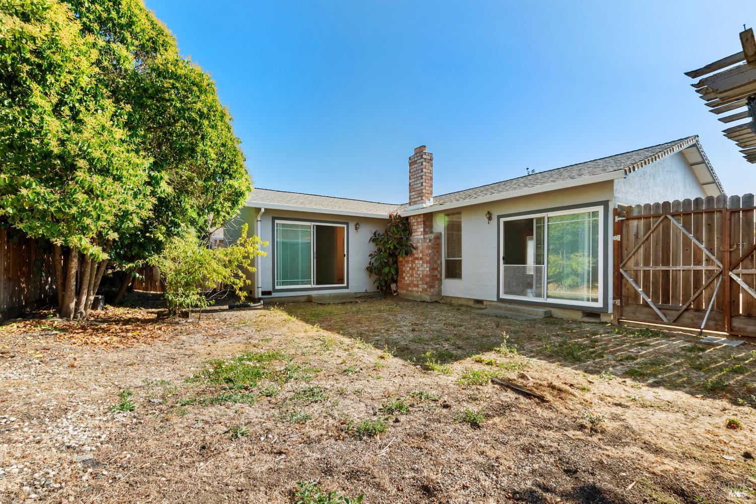 Springfield None, Vallejo, California image 30
