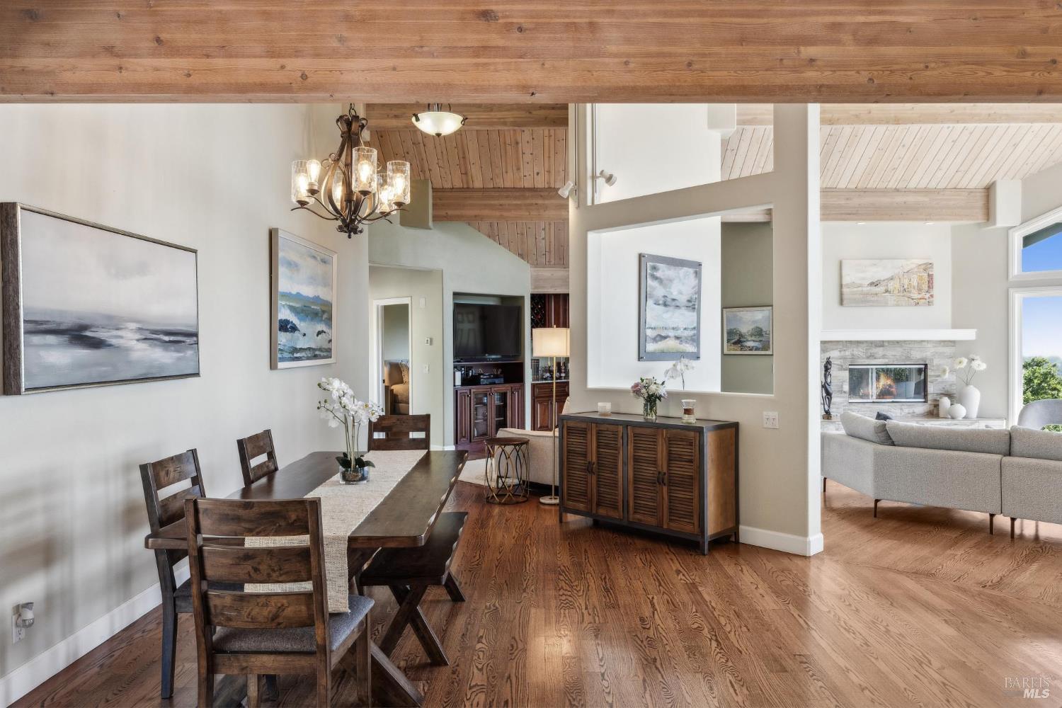 Detail Gallery Image 17 of 68 For 104 Eagle Dr, Novato,  CA 94949 - 4 Beds | 3 Baths