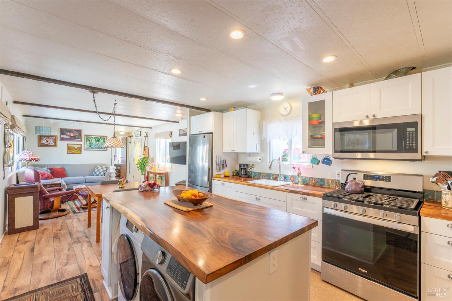 Detail Gallery Image 8 of 27 For 13500 Point Cabrillo Dr 13, Mendocino,  CA 95460 - 2 Beds | 1 Baths