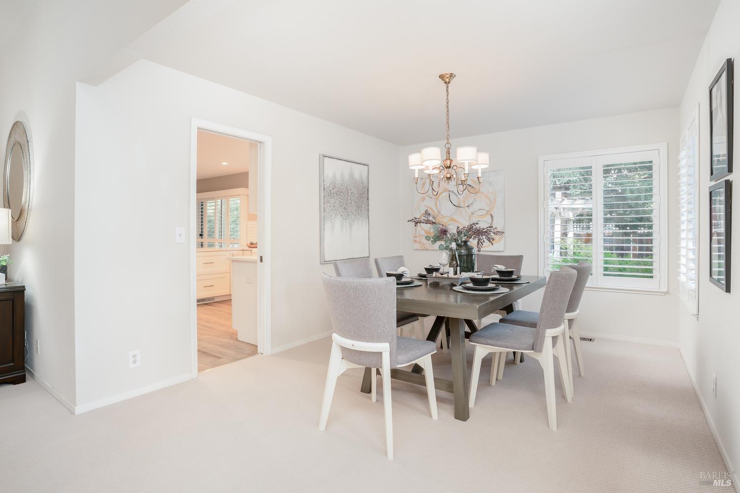 Detail Gallery Image 10 of 53 For 3800 Bouwina Ct, Concord,  CA 94518 - 4 Beds | 3 Baths