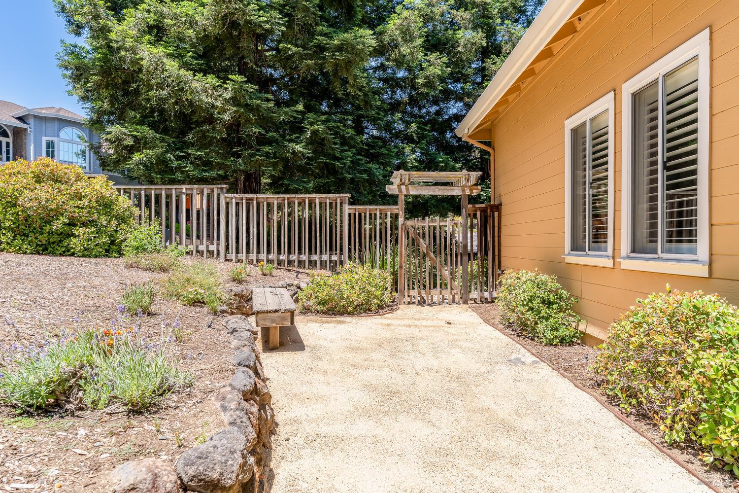 Detail Gallery Image 43 of 53 For 3800 Bouwina Ct, Concord,  CA 94518 - 4 Beds | 3 Baths