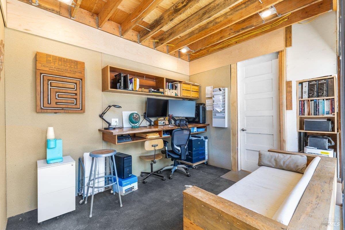 Detail Gallery Image 6 of 21 For 1130 Industrial Ave #9,  Petaluma,  CA 94952 - – Beds | – Baths
