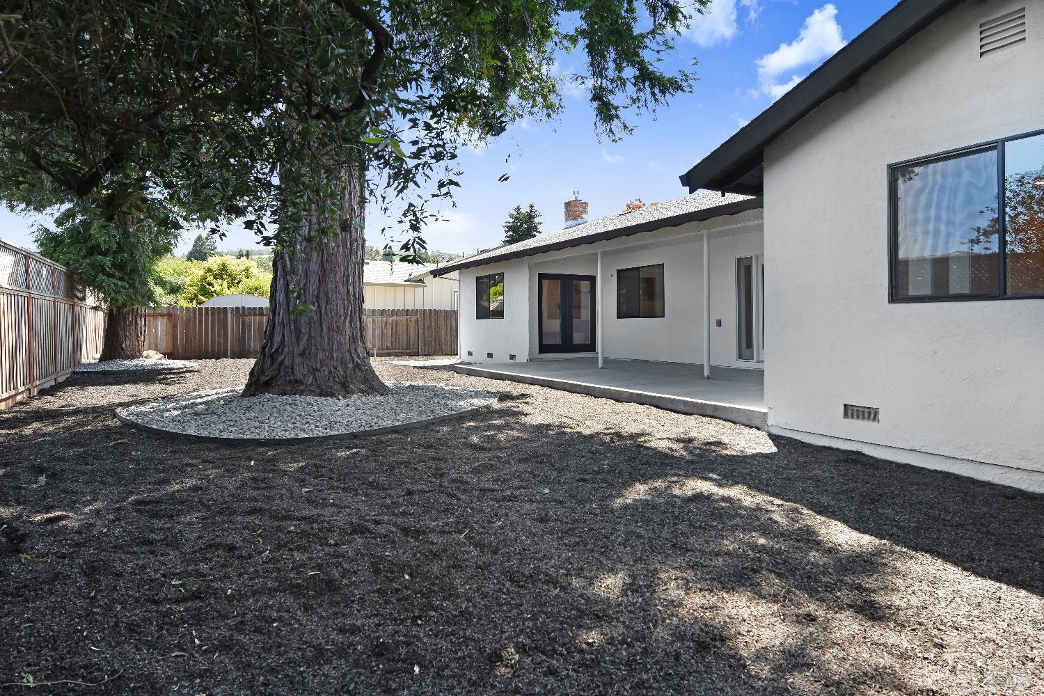 Detail Gallery Image 28 of 39 For 2513 Bethards Dr, Santa Rosa,  CA 95405 - 4 Beds | 2/1 Baths