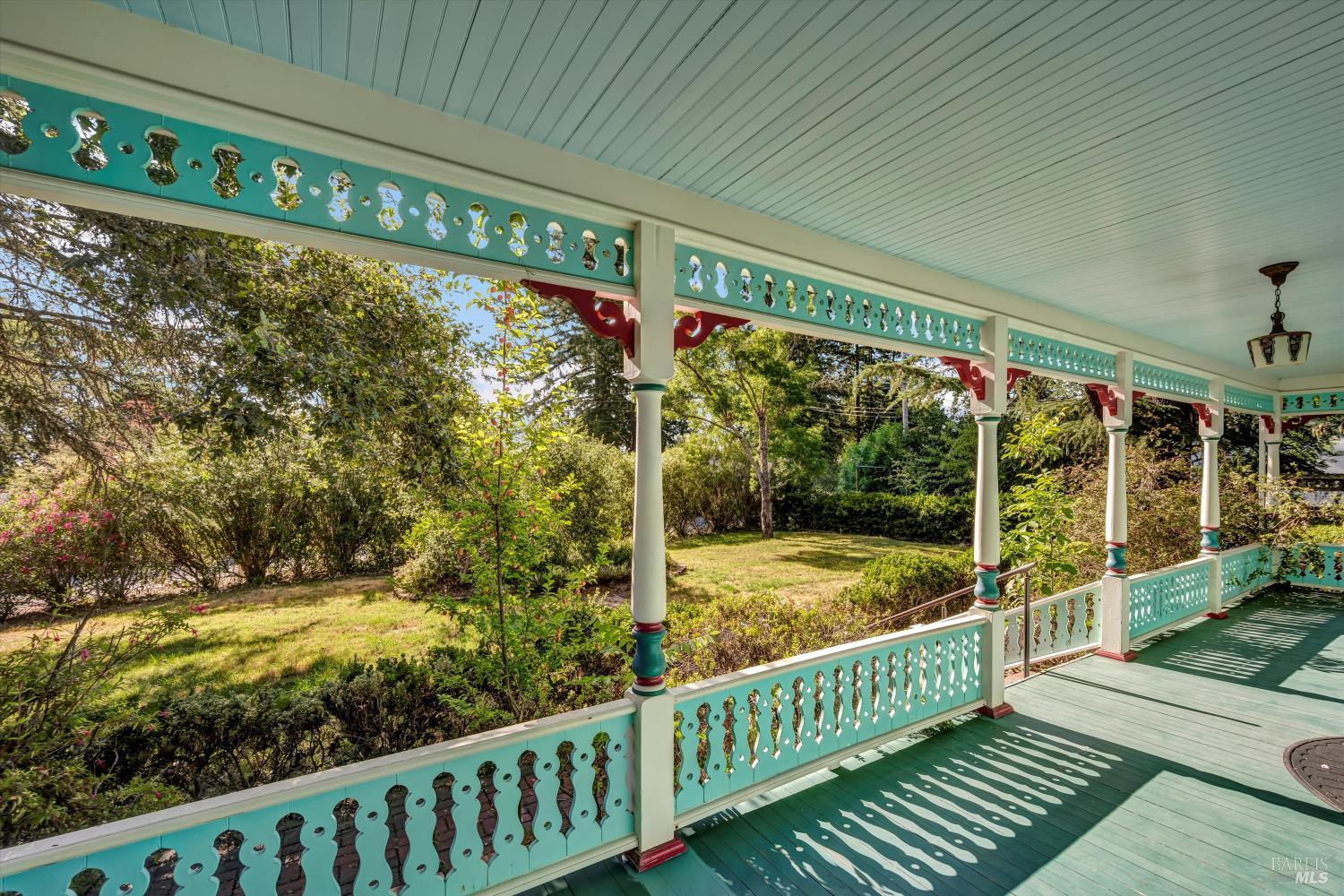 Detail Gallery Image 7 of 88 For 7446 Poplar Dr, Forestville,  CA 95436 - 6 Beds | 8/2 Baths