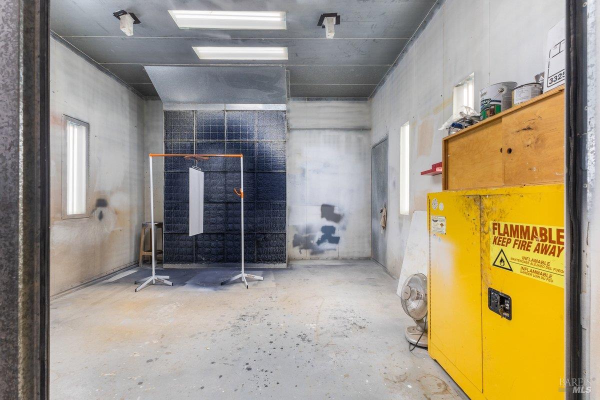 Detail Gallery Image 15 of 21 For 1130 Industrial Ave #9,  Petaluma,  CA 94952 - – Beds | – Baths