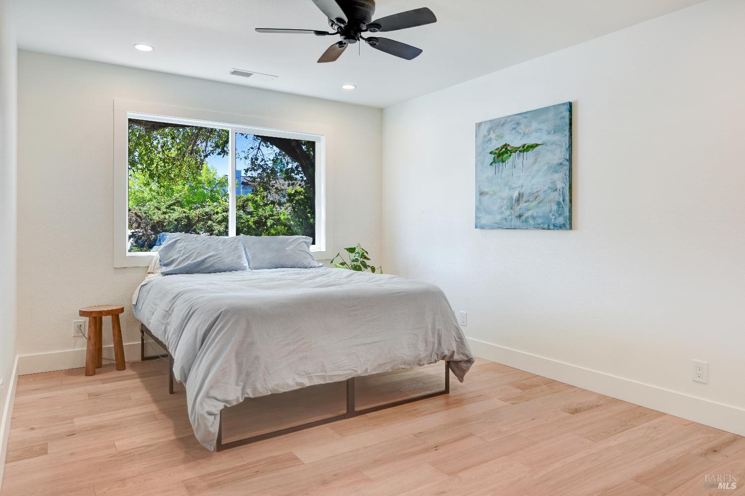 Detail Gallery Image 21 of 39 For 2513 Bethards Dr, Santa Rosa,  CA 95405 - 4 Beds | 2/1 Baths