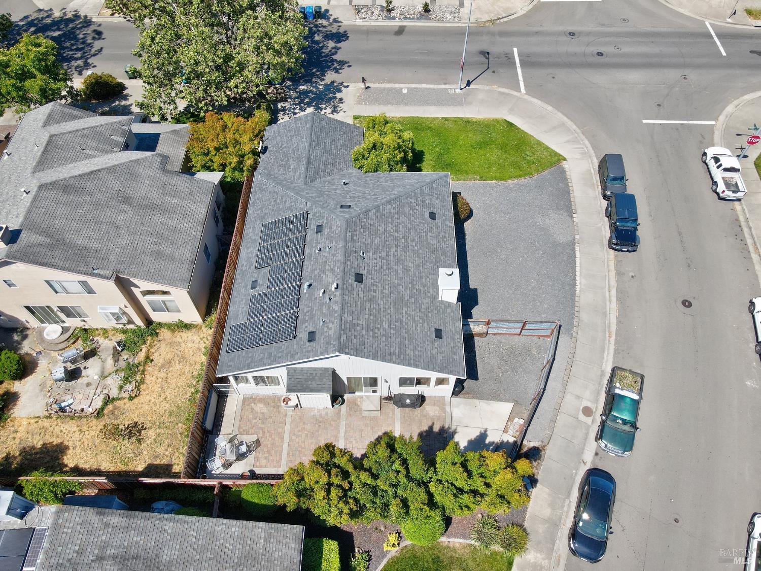 Detail Gallery Image 42 of 45 For 2622 Arrowhead Dr, Santa Rosa,  CA 95407 - 4 Beds | 2 Baths