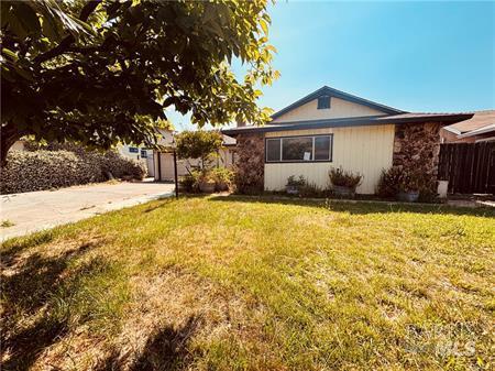 Detail Gallery Image 3 of 25 For 13292 Surf Ln, Clearlake Oaks,  CA 95423 - 2 Beds | 2/1 Baths