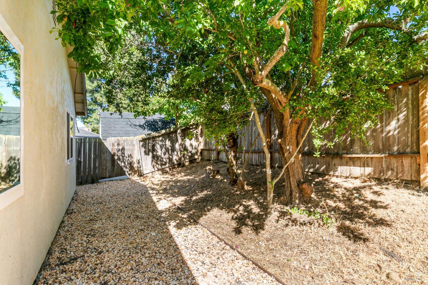Pumice Court, Vallejo, California image 36