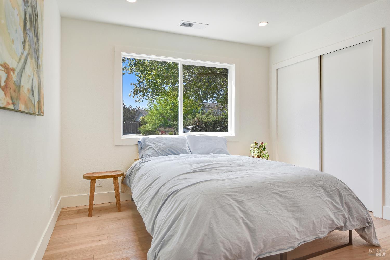 Detail Gallery Image 19 of 39 For 2513 Bethards Dr, Santa Rosa,  CA 95405 - 4 Beds | 2/1 Baths