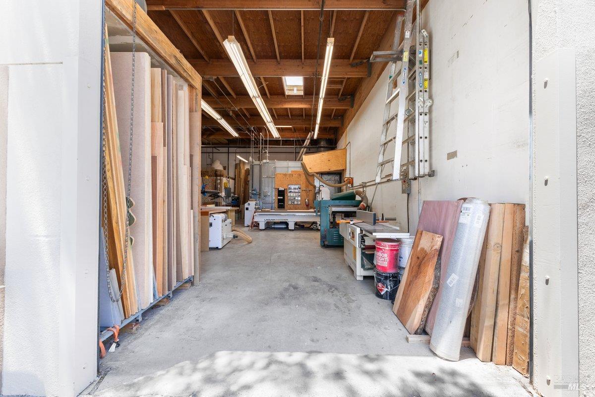 Detail Gallery Image 7 of 21 For 1130 Industrial Ave #9,  Petaluma,  CA 94952 - – Beds | – Baths
