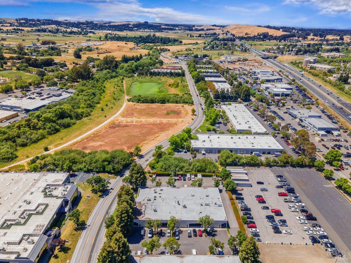Detail Gallery Image 20 of 21 For 1130 Industrial Ave #9,  Petaluma,  CA 94952 - – Beds | – Baths