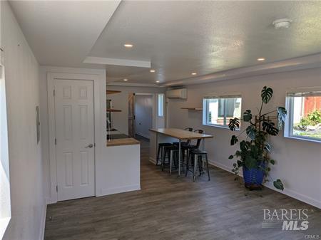 Detail Gallery Image 4 of 15 For 4020 F St, Eureka,  CA 95503 - 3 Beds | 2 Baths