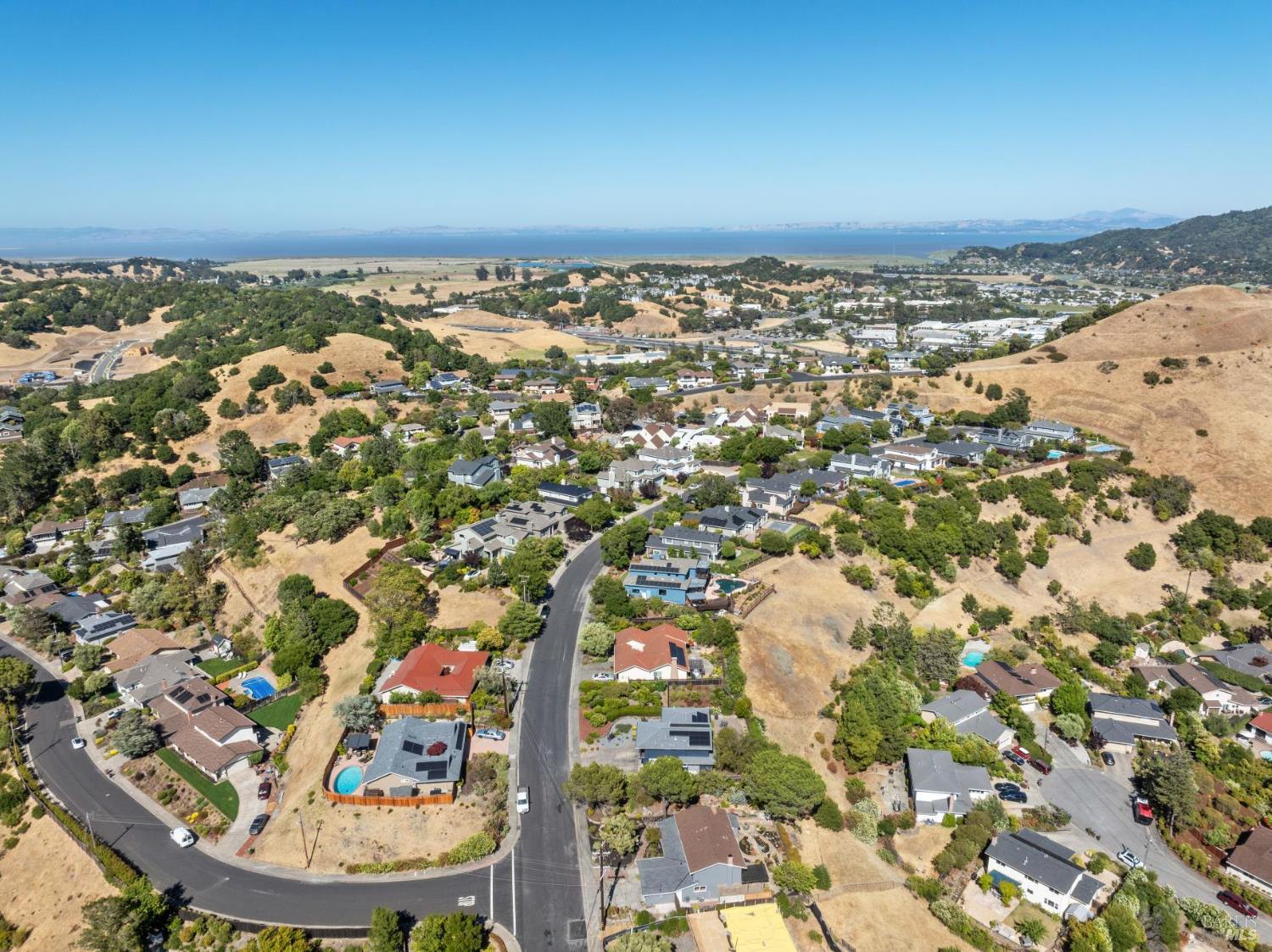 Detail Gallery Image 44 of 45 For 16 Montevideo Way, San Rafael,  CA 94903 - 4 Beds | 3 Baths