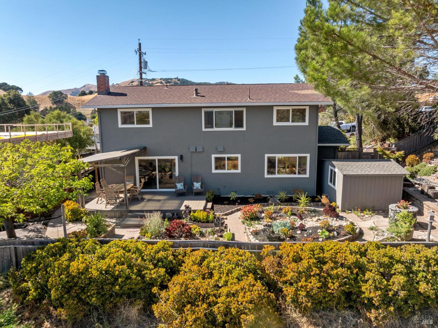 Detail Gallery Image 41 of 45 For 16 Montevideo Way, San Rafael,  CA 94903 - 4 Beds | 3 Baths