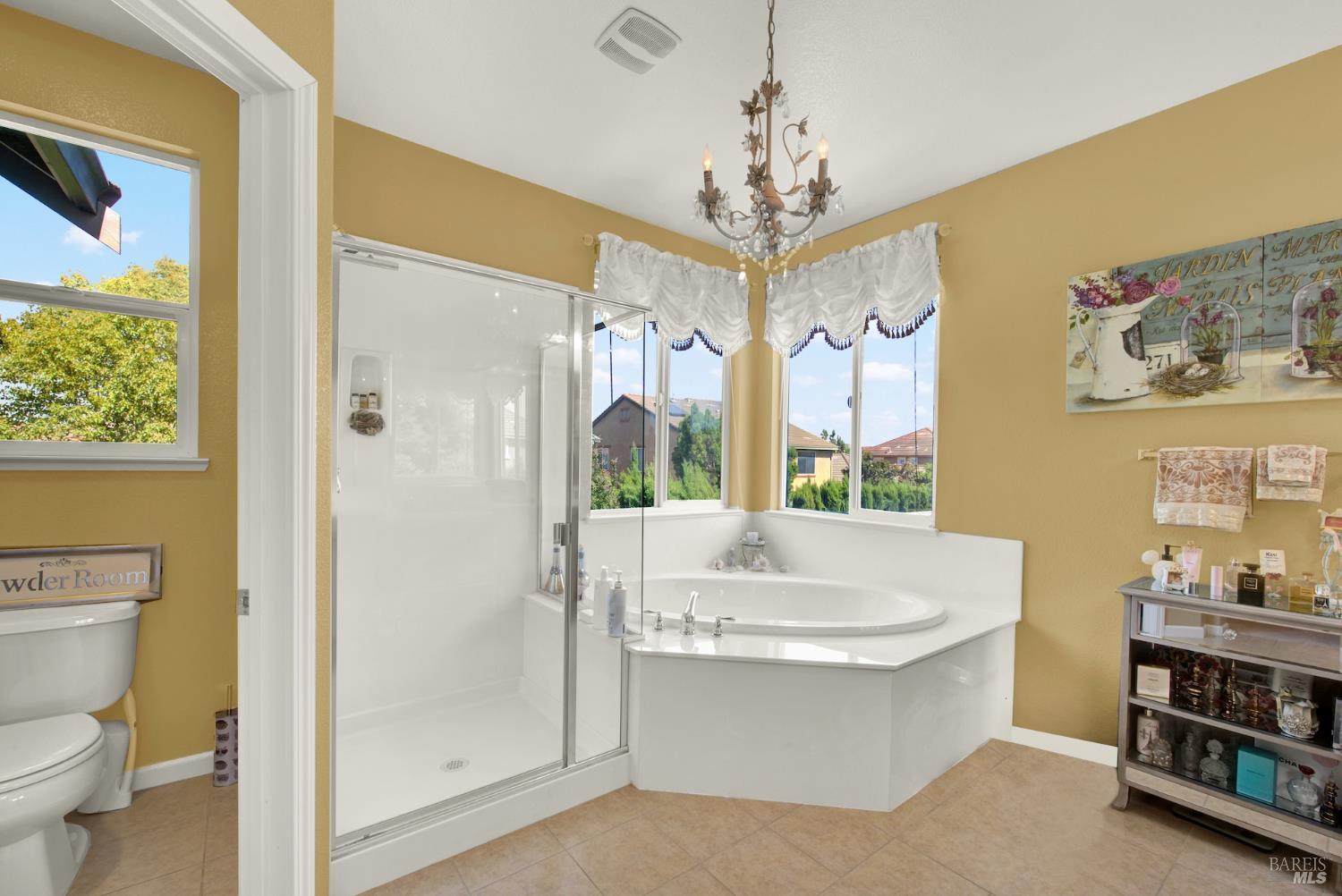 Detail Gallery Image 52 of 76 For 644 Canterbury Cir, Vacaville,  CA 95687 - 4 Beds | 3 Baths