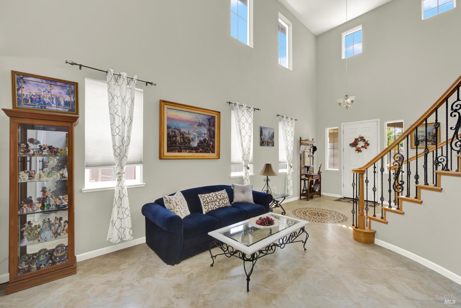 Detail Gallery Image 19 of 76 For 644 Canterbury Cir, Vacaville,  CA 95687 - 4 Beds | 3 Baths