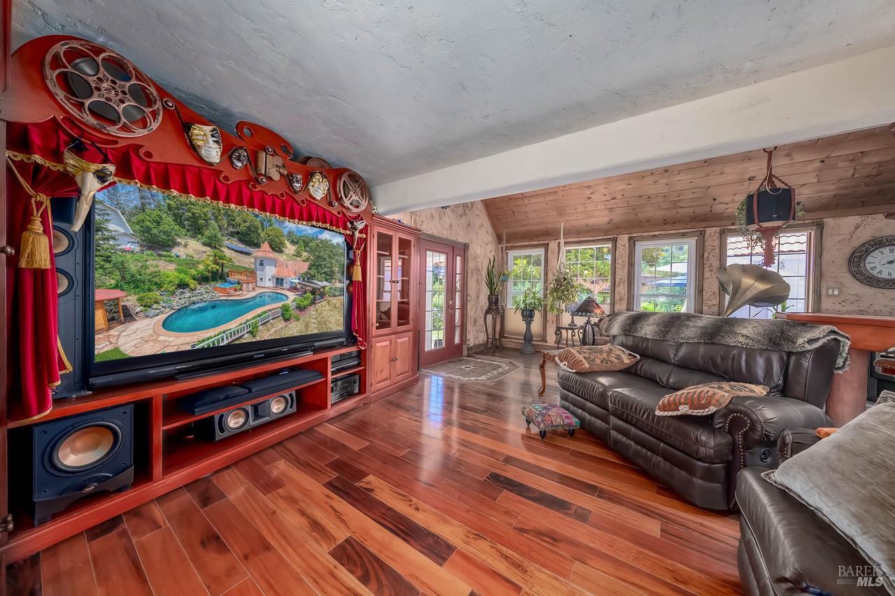 Detail Gallery Image 40 of 83 For 19400 Scenic Dr, Redwood Valley,  CA 95470 - 3 Beds | 2 Baths