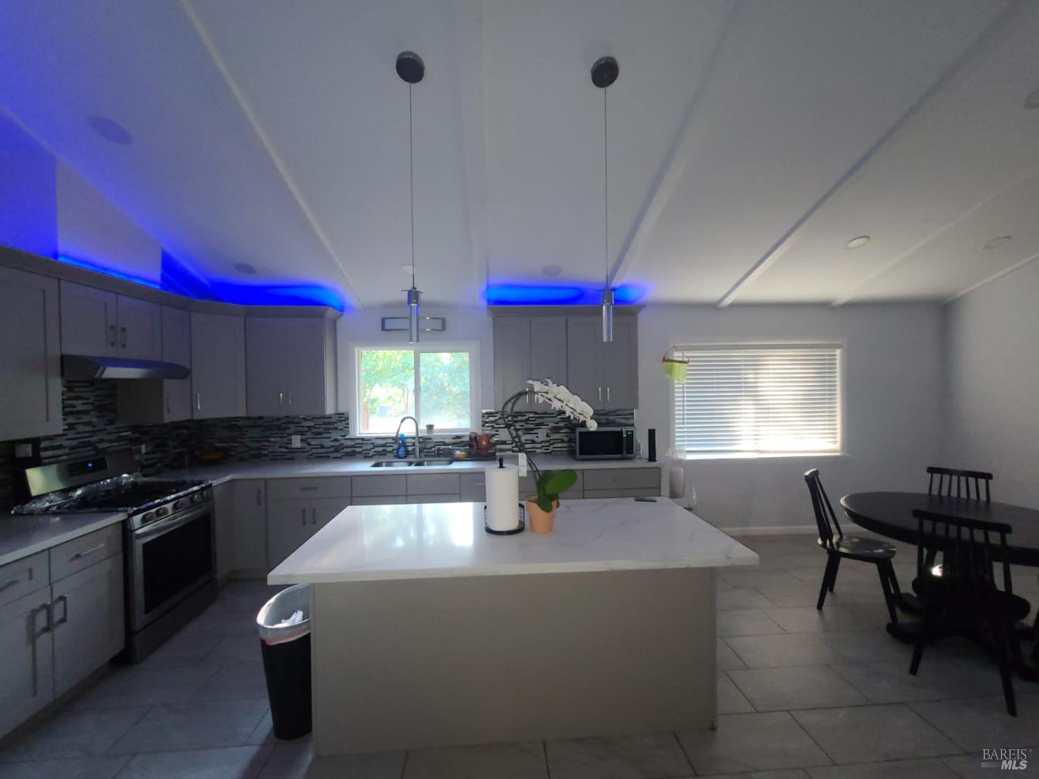Detail Gallery Image 29 of 59 For 22500 Covelo Refuse Rd, Covelo,  CA 95428 - 3 Beds | 2 Baths