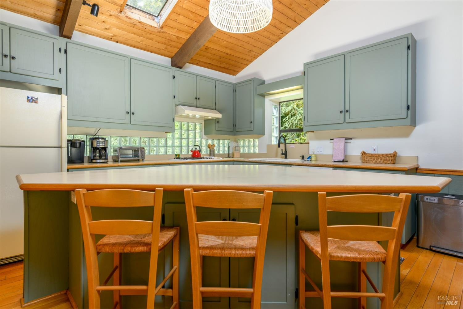 Detail Gallery Image 10 of 41 For 44650 Moonrise Dr, Gualala,  CA 95445 - 2 Beds | 2 Baths