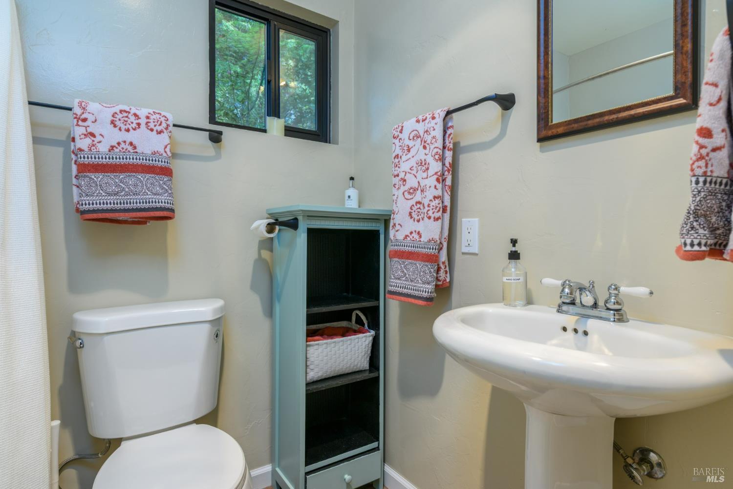Detail Gallery Image 37 of 41 For 44650 Moonrise Dr, Gualala,  CA 95445 - 2 Beds | 2 Baths