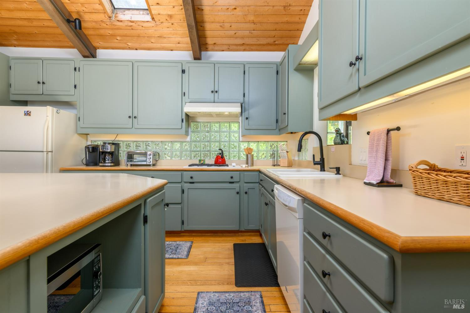 Detail Gallery Image 8 of 41 For 44650 Moonrise Dr, Gualala,  CA 95445 - 2 Beds | 2 Baths