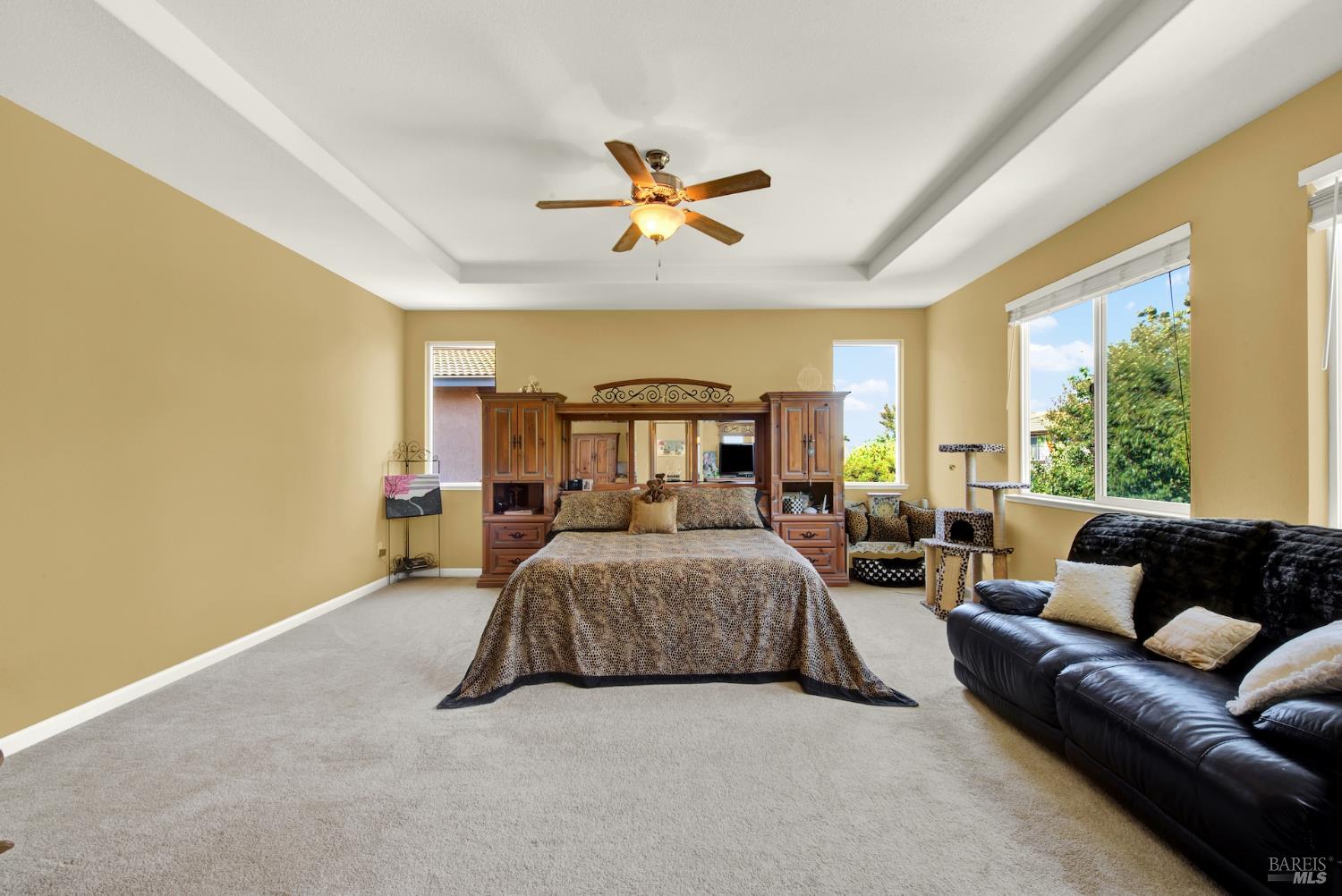 Detail Gallery Image 49 of 76 For 644 Canterbury Cir, Vacaville,  CA 95687 - 4 Beds | 3 Baths