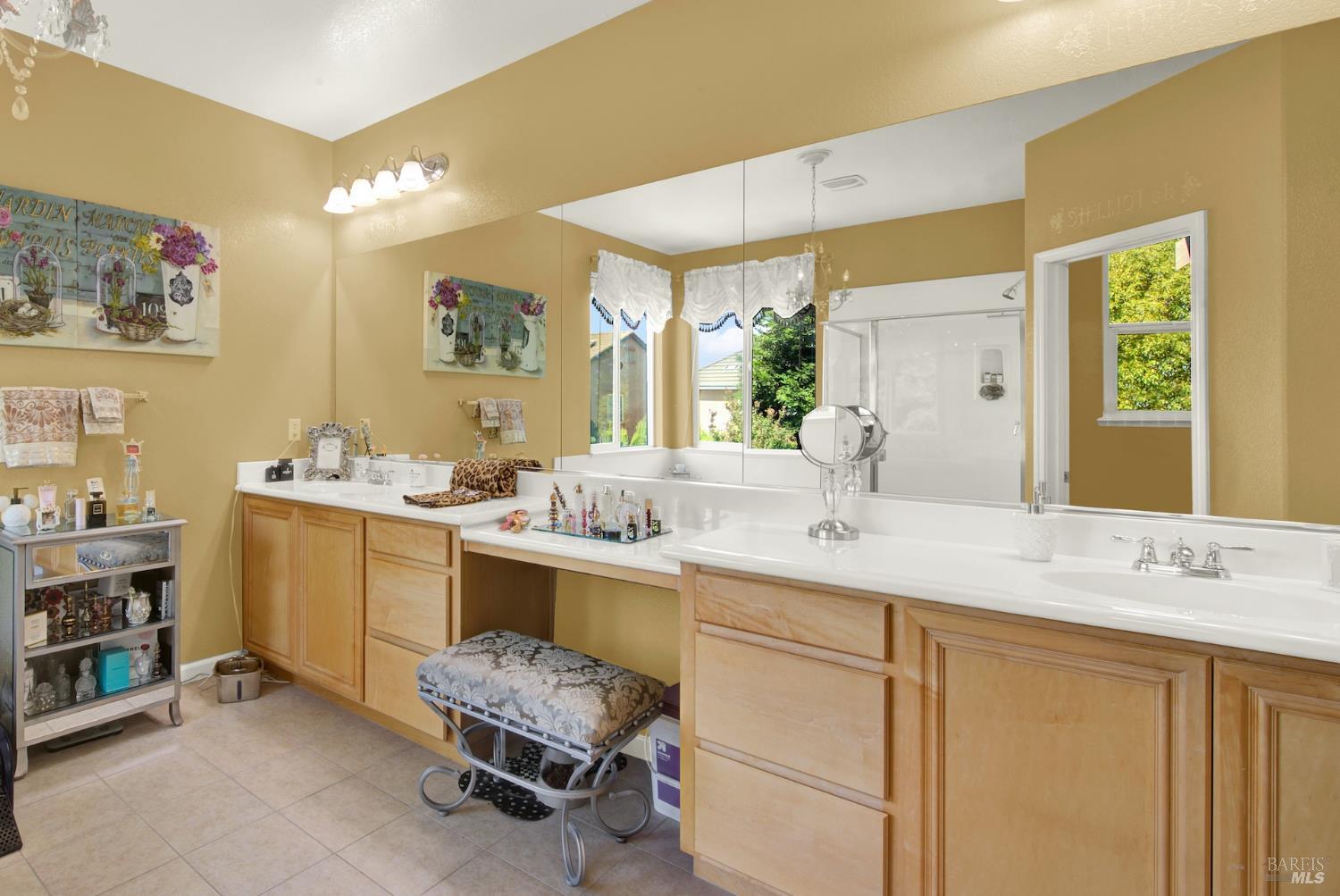 Detail Gallery Image 54 of 76 For 644 Canterbury Cir, Vacaville,  CA 95687 - 4 Beds | 3 Baths