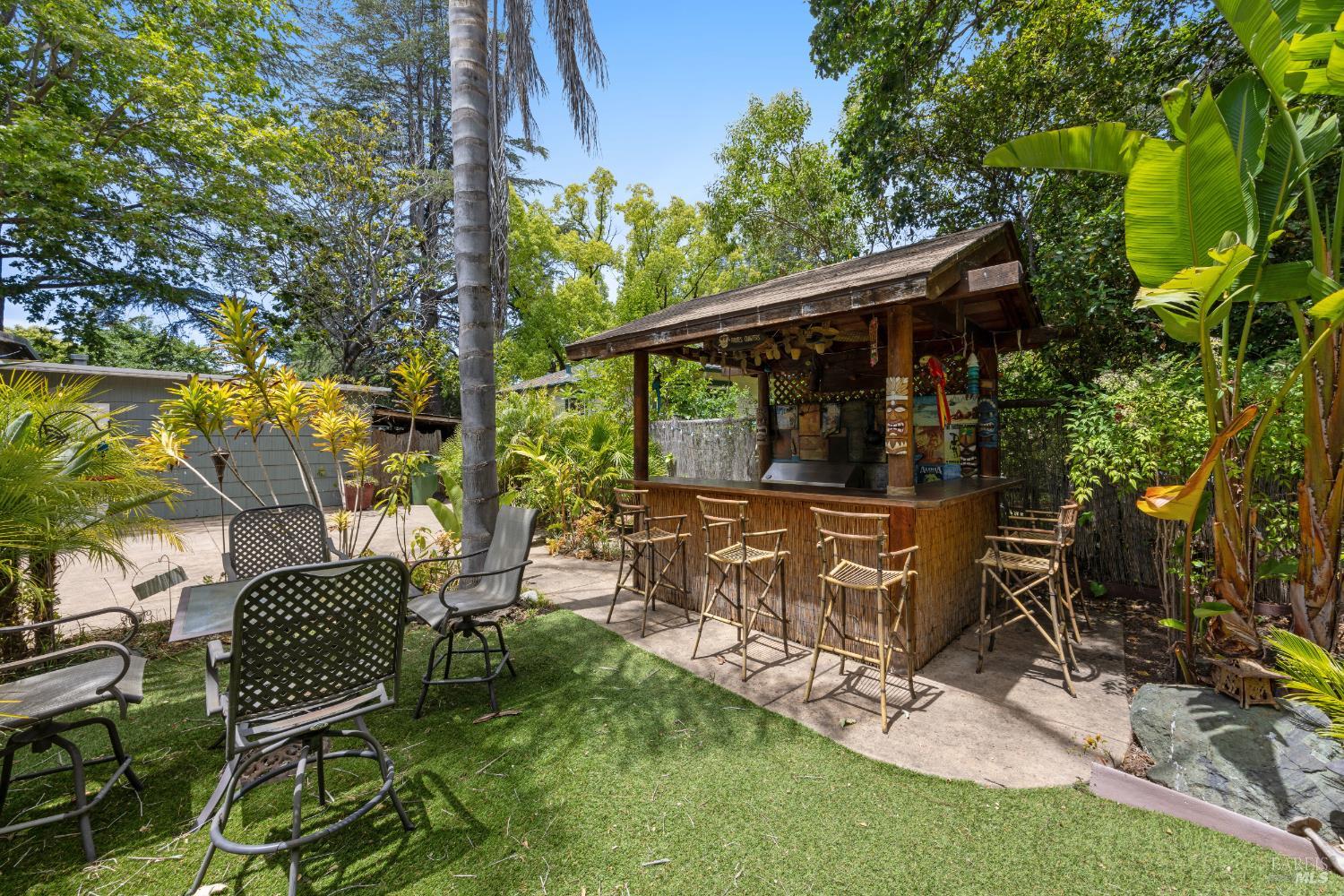 Detail Gallery Image 6 of 56 For 24 Los Alondras Ct, Novato,  CA 94947 - 2 Beds | 1 Baths