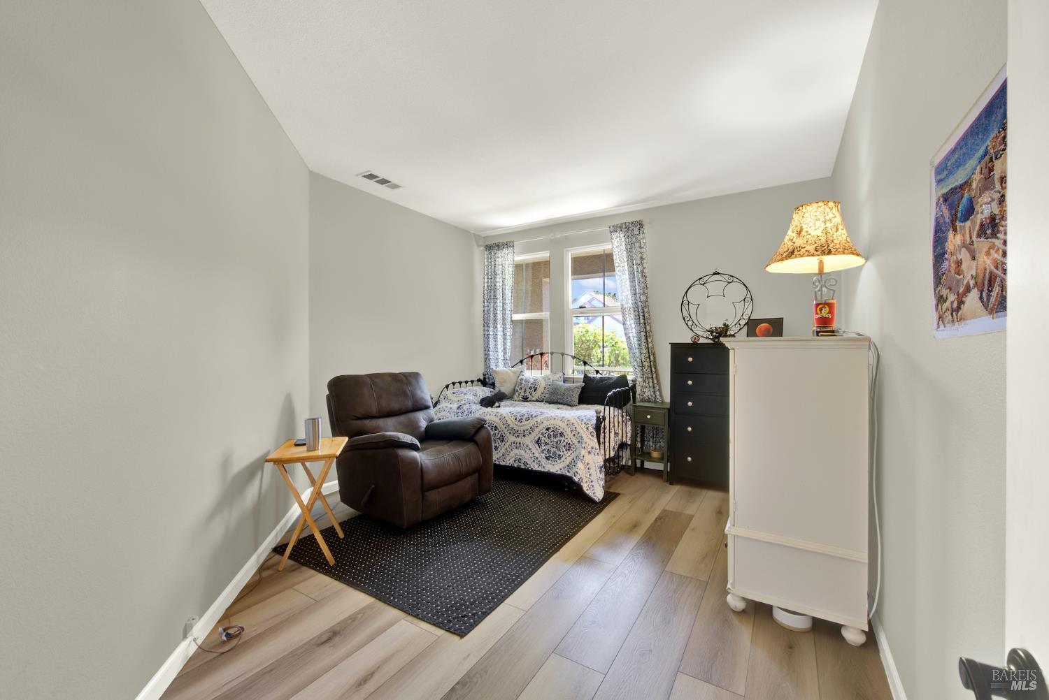 Detail Gallery Image 43 of 76 For 644 Canterbury Cir, Vacaville,  CA 95687 - 4 Beds | 3 Baths