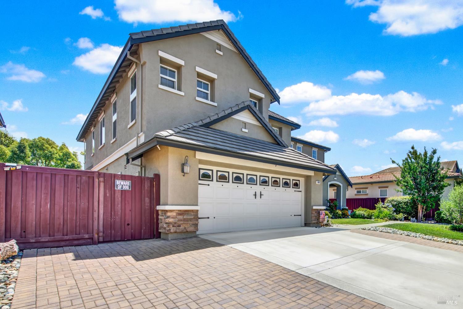 Detail Gallery Image 3 of 76 For 644 Canterbury Cir, Vacaville,  CA 95687 - 4 Beds | 3 Baths