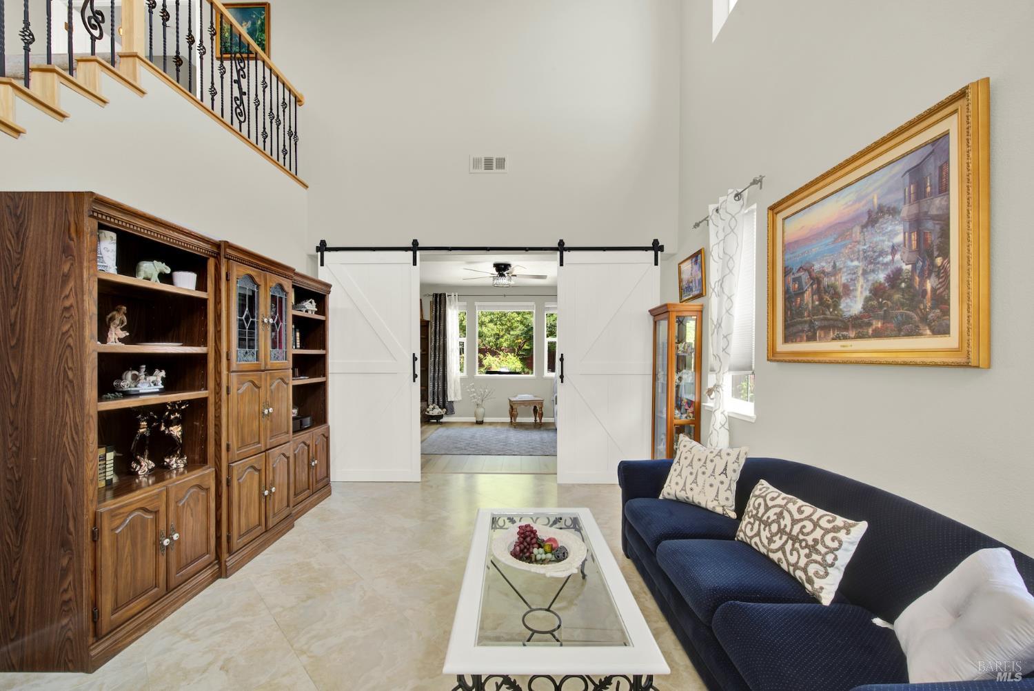 Detail Gallery Image 18 of 76 For 644 Canterbury Cir, Vacaville,  CA 95687 - 4 Beds | 3 Baths