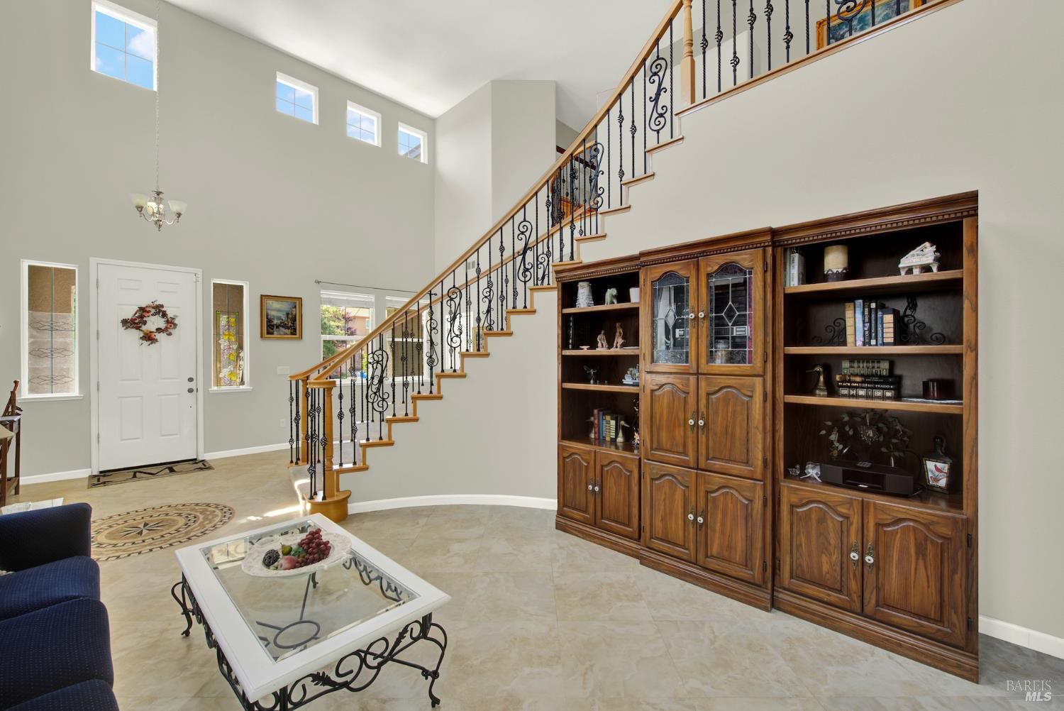 Detail Gallery Image 20 of 76 For 644 Canterbury Cir, Vacaville,  CA 95687 - 4 Beds | 3 Baths