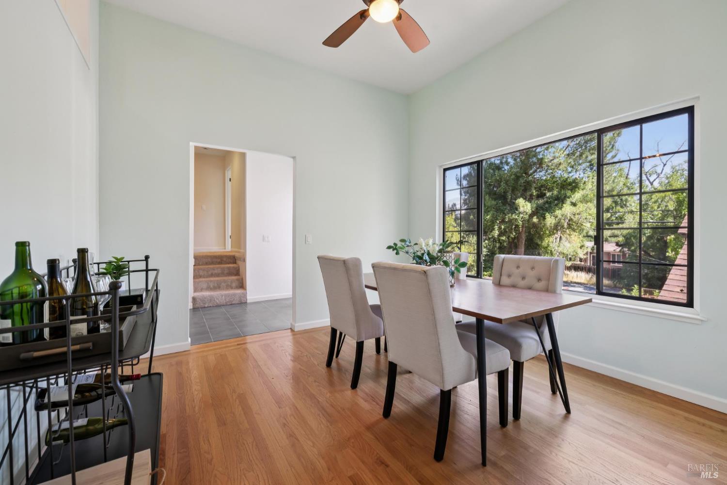 Detail Gallery Image 10 of 26 For 1619 Foothill Blvd, Calistoga,  CA 94515 - 2 Beds | 2/1 Baths