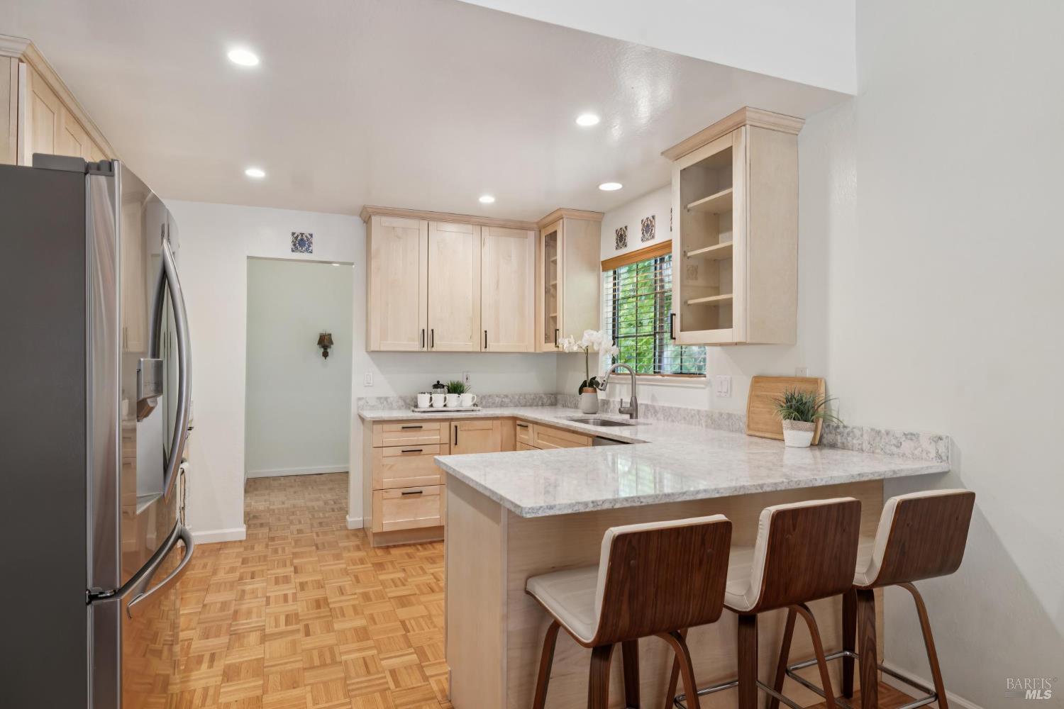 Detail Gallery Image 5 of 26 For 1619 Foothill Blvd, Calistoga,  CA 94515 - 2 Beds | 2/1 Baths