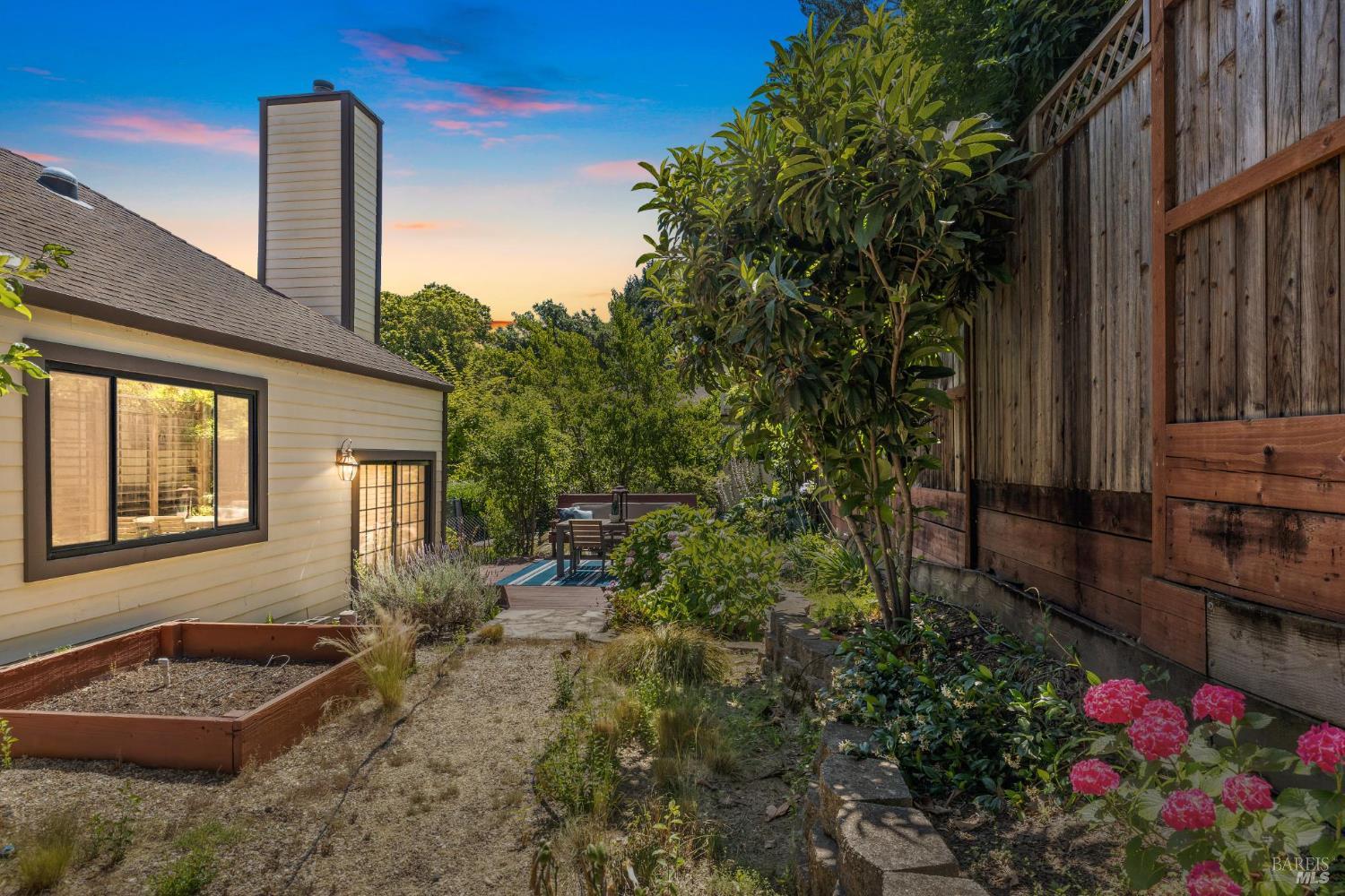 Detail Gallery Image 26 of 26 For 1619 Foothill Blvd, Calistoga,  CA 94515 - 2 Beds | 2/1 Baths
