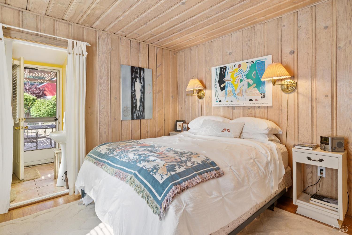 Detail Gallery Image 12 of 35 For 1513 Myrtle St, Calistoga,  CA 94515 - 2 Beds | 2 Baths