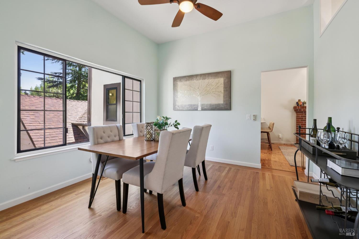 Detail Gallery Image 11 of 26 For 1619 Foothill Blvd, Calistoga,  CA 94515 - 2 Beds | 2/1 Baths