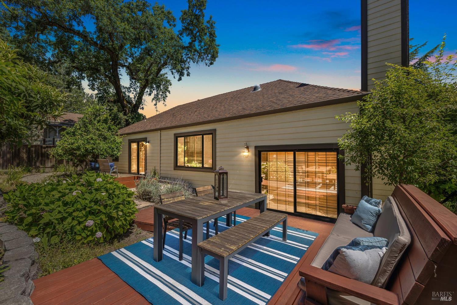Detail Gallery Image 25 of 26 For 1619 Foothill Blvd, Calistoga,  CA 94515 - 2 Beds | 2/1 Baths