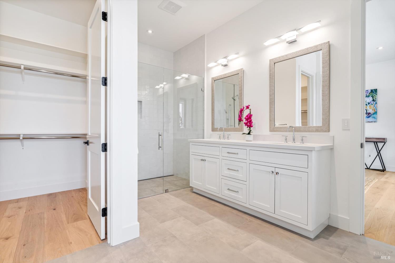 Detail Gallery Image 28 of 34 For 3855 Royal Manor Pl, Santa Rosa,  CA 95404 - 4 Beds | 4/1 Baths