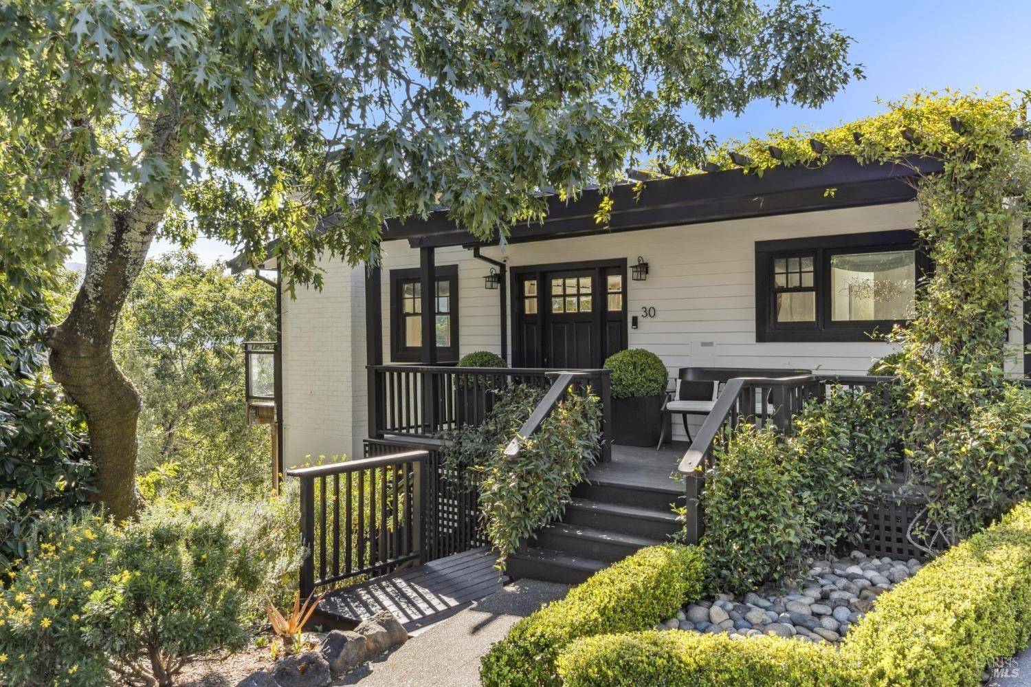 Detail Gallery Image 3 of 47 For 30 Corte Sereno Unkn, Greenbrae,  CA 94904 - 5 Beds | 4/1 Baths