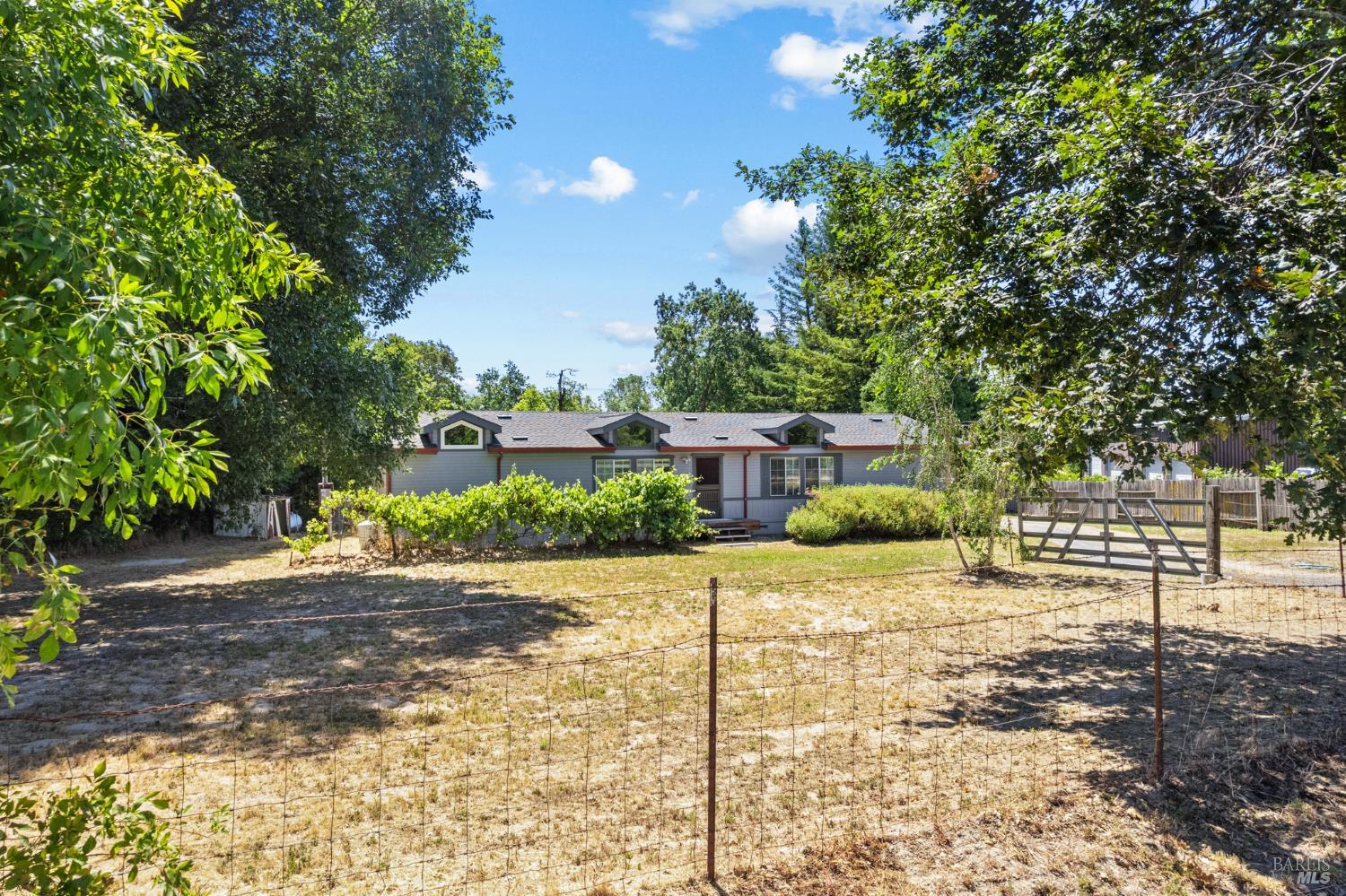 Detail Gallery Image 27 of 31 For 8183 Appian Way, Sebastopol,  CA 95472 - 3 Beds | 2 Baths